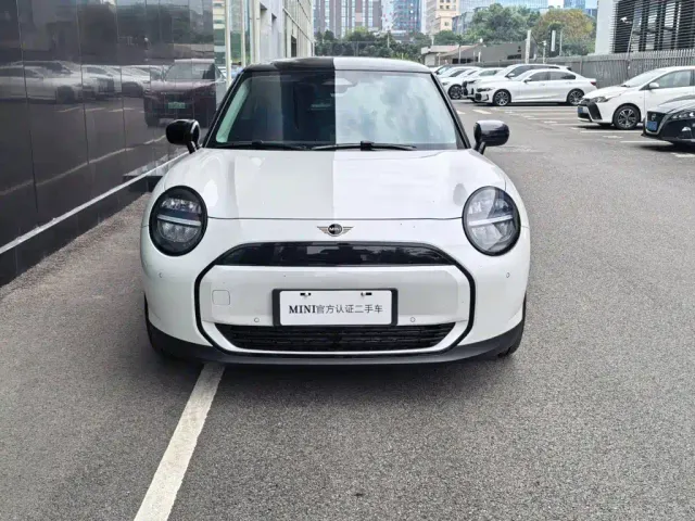 MINI Cooper — Фото автомобиля 2