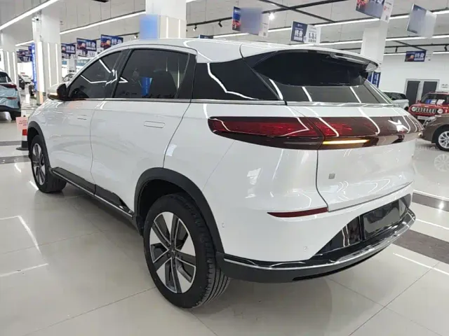 Xpeng G3 — Фото автомобиля 4