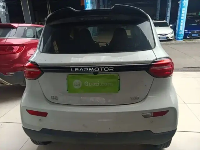 Leapmotor T03 — Фото автомобиля 5