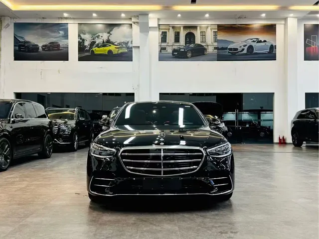 Mercedes-Benz S-Class — Фото автомобиля 2