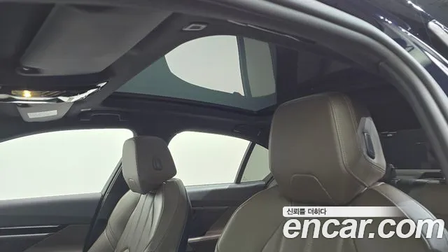 BMW 5 Series G60 — Фото автомобиля 24