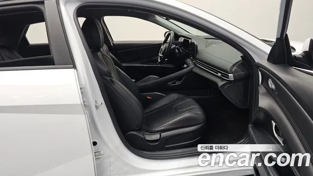 Hyundai Avante CN7 — Фото автомобиля 26