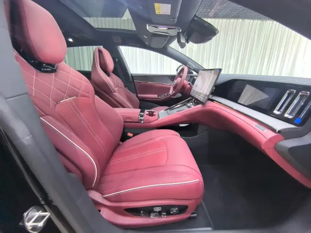 Denza Z9GT — Фото автомобиля 14