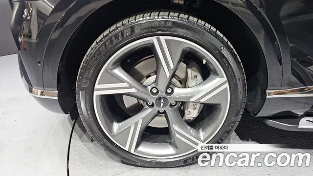 Genesis GV80 2.5T Бензин AWD — Фото автомобиля 5
