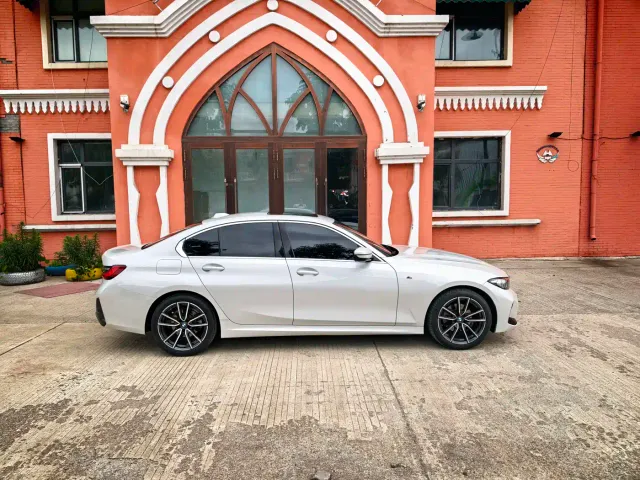 BMW 3 Series — Фото автомобиля 7
