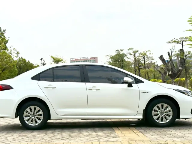 Toyota Corolla — Фото автомобиля 8