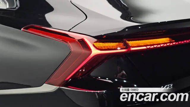 Kia K8 Hybrid — Фото автомобиля 8