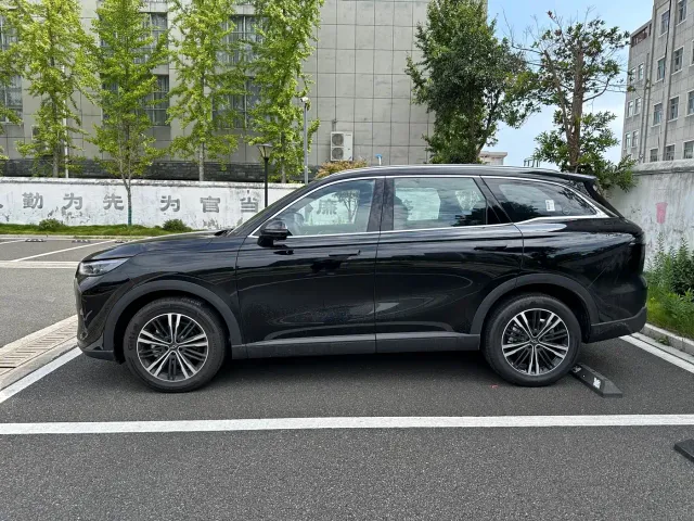 Chery Tiggo 9 — Фото автомобиля 3