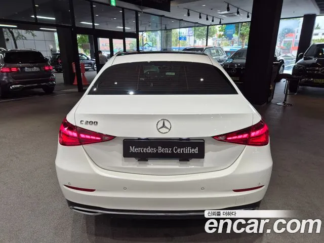 Mercedes-Benz C-Class — Фото автомобиля 4