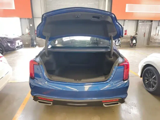 Cadillac CT5 — Фото автомобиля 18