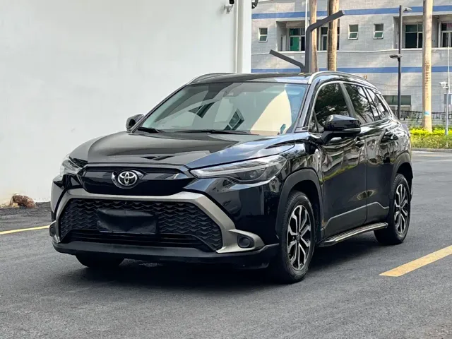 Фотография автомобиля — Toyota Frontlander