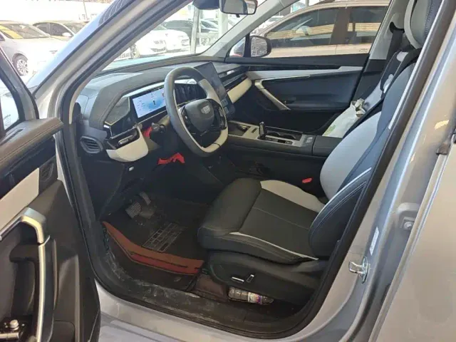 Geely Boyue L — Фото автомобиля 14