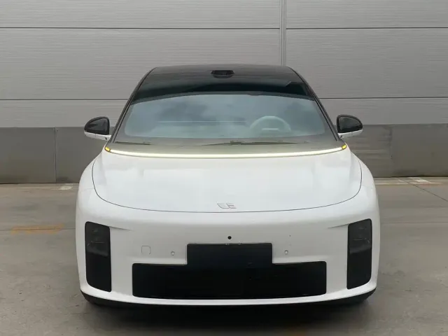 Li Auto Li Auto i6 — Фото автомобиля 2