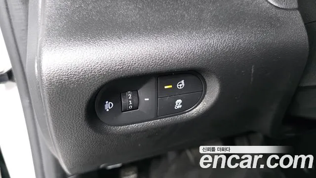 Hyundai Casper Casper Essential Light — Фото автомобиля 17