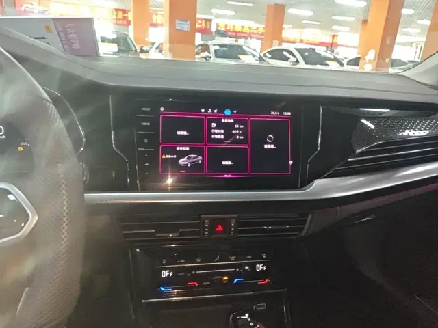 Volkswagen Passat — Фото автомобиля 12