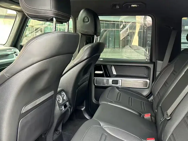 Mercedes-Benz G-Class — Фото автомобиля 6