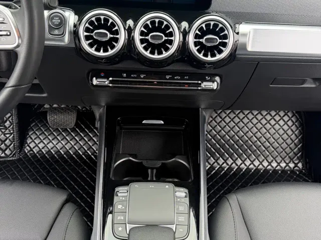 Mercedes-Benz GLB-Class — Фото автомобиля 18