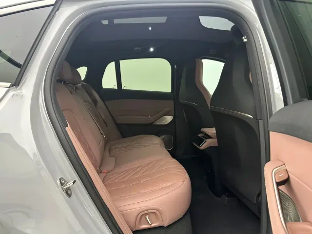 Nio EC6 — Фото автомобиля 10