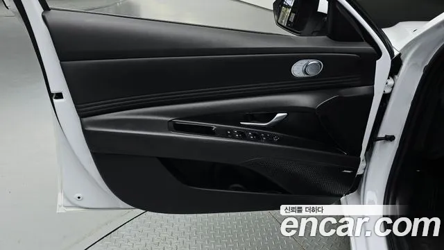 Hyundai Avante CN7 — Фото автомобиля 13