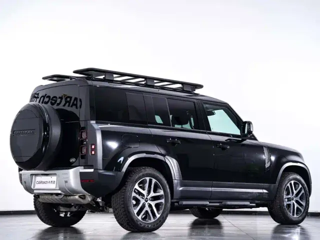 Land Rover Defender — Фото автомобиля 6
