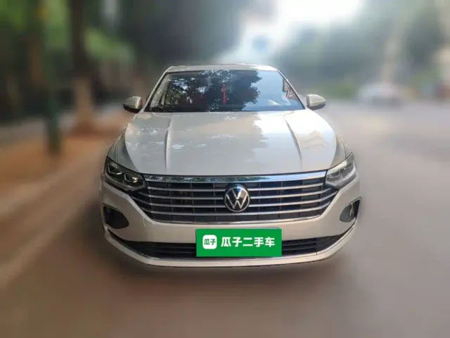Volkswagen Lavida — Фото автомобиля 22