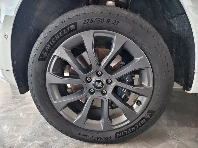 Land Rover Range Rover Sport — Фото автомобиля 5