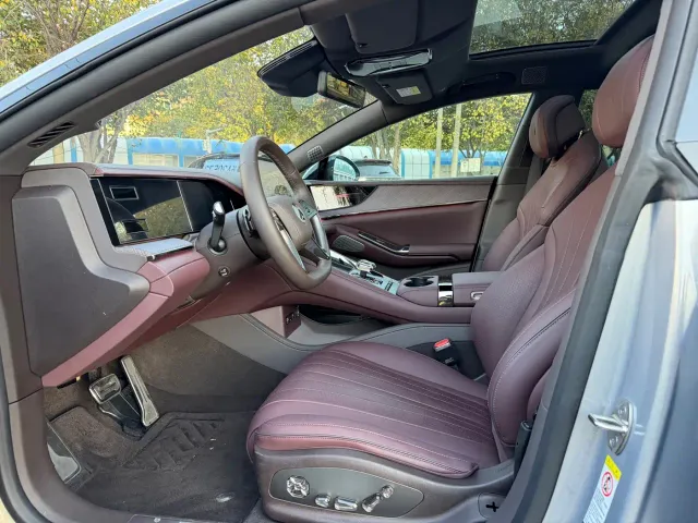 Denza Z9GT — Фото автомобиля 7