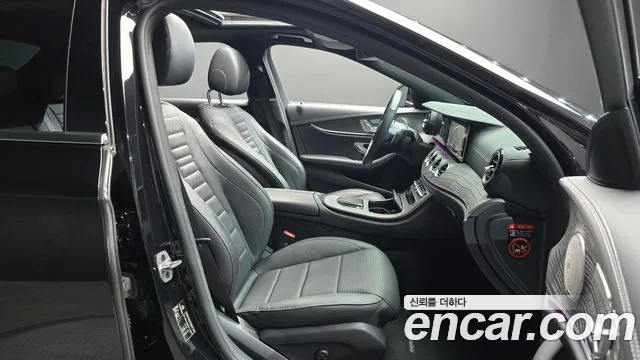 Mercedes-Benz E-Class E-класс W213 E350 4MATIC Exclusive — Фото автомобиля 11
