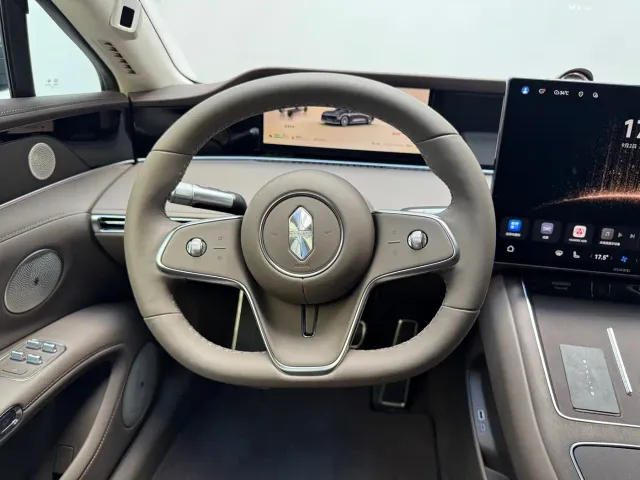 Stelato S9T — Фото автомобиля 6