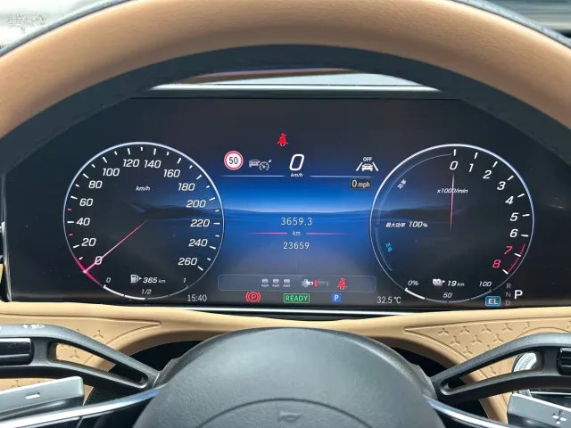 Mercedes-Benz E-Class — Фото автомобиля 13