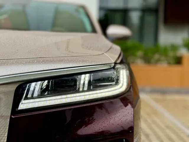 Hongqi H9 — Фото автомобиля 24