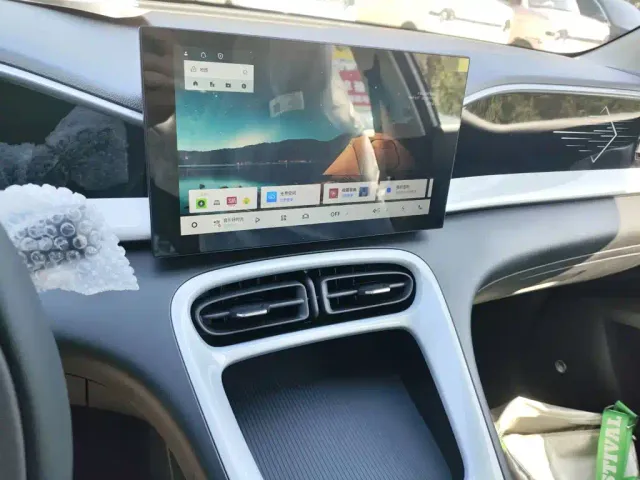 Geely Starry Wish — Фото автомобиля 12