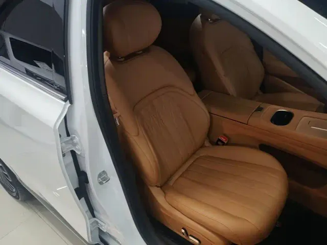 Dongfeng Aeolus L8 — Фото автомобиля 24
