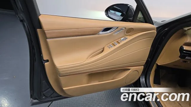 Genesis G80 Бензин 2.5 турбо AWD — Фото автомобиля 24