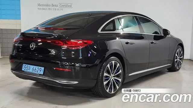 Mercedes-Benz EQE — Фото автомобиля 2