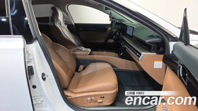 Hyundai Grandeur GN7 — Фото автомобиля 16
