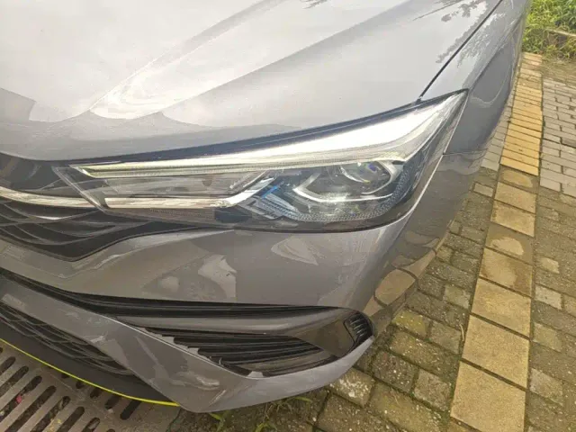 Roewe i5 — Фото автомобиля 23