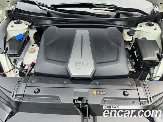 Kia EV6 — Фото автомобиля 6