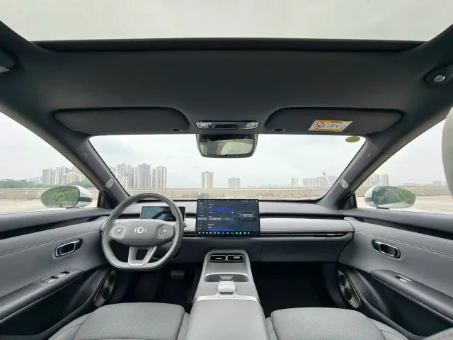 Changan Qiyuan A06 — Фото автомобиля 10