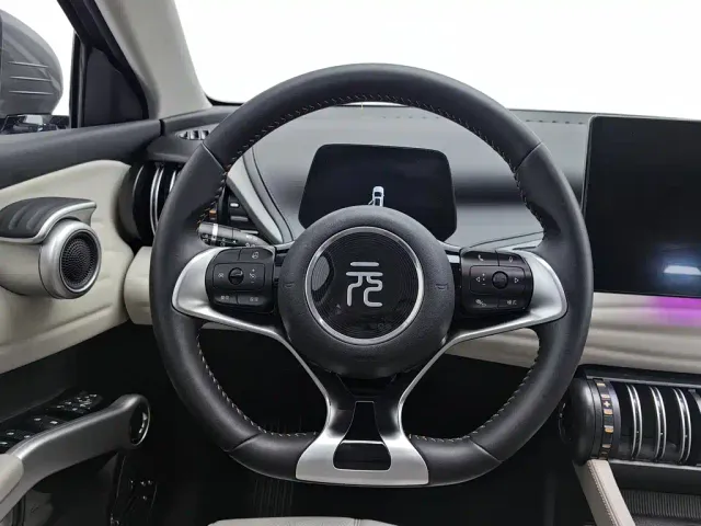 BYD Yuan PLUS — Фото автомобиля 11