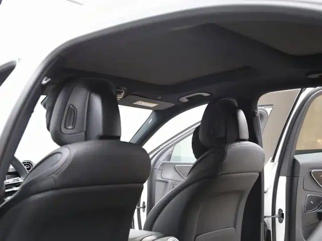Mercedes-Benz C-Class — Фото автомобиля 20