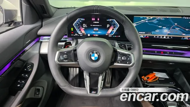 BMW 5 Series G60 — Фото автомобиля 12
