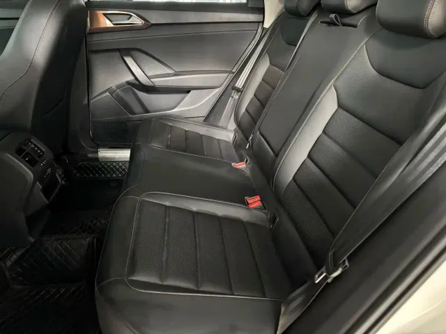 Volkswagen Tharu — Фото автомобиля 8