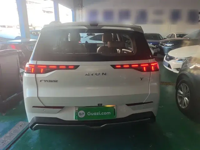 GAC Aion Y — Фото автомобиля 5