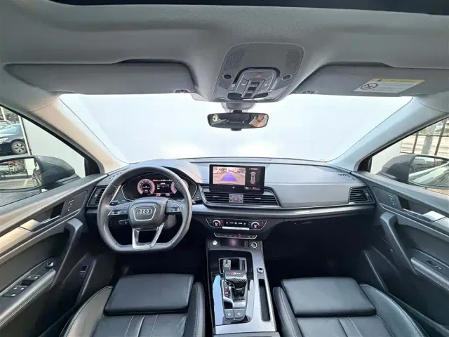 Audi Q5L — Фото автомобиля 6