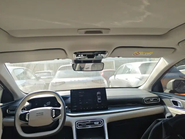 Geely Galaxy Stellar 6 — Фото автомобиля 22
