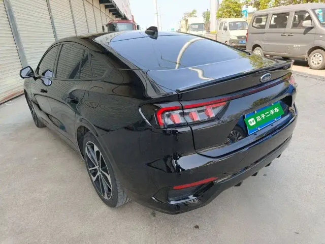 Ford Mondeo — Фото автомобиля 22