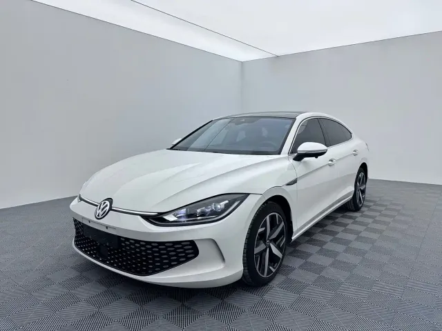 Фотография автомобиля — Volkswagen Lamando