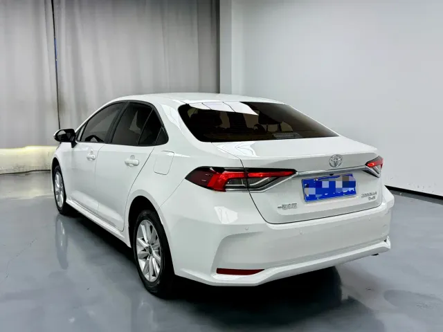 Toyota Corolla — Фото автомобиля 14