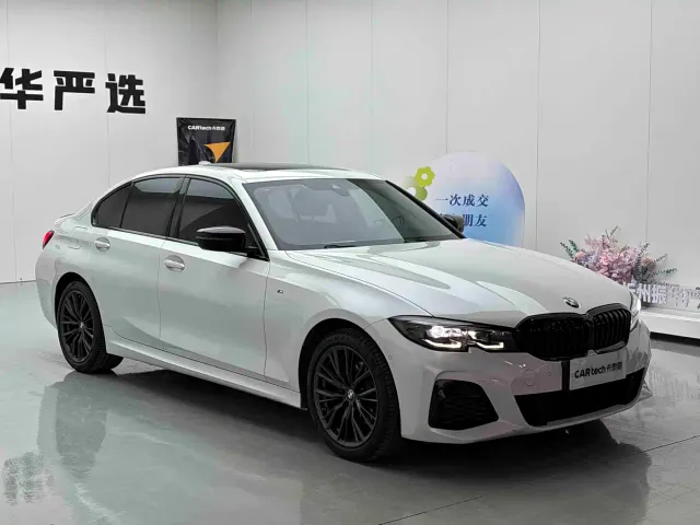 BMW 3 Series — Фото автомобиля 3